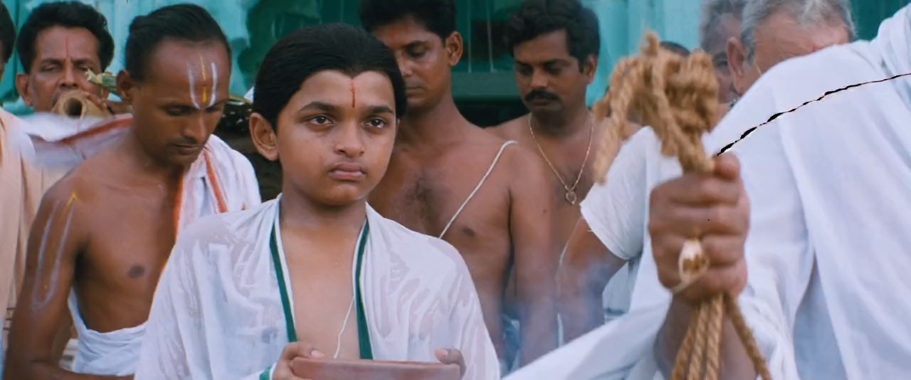 Anniyan (2005) WEBRip Hindi + Tamil 720p x264 AVC HE-AAC 2.0 ESub.mkv_snapshot_02.06.43.563